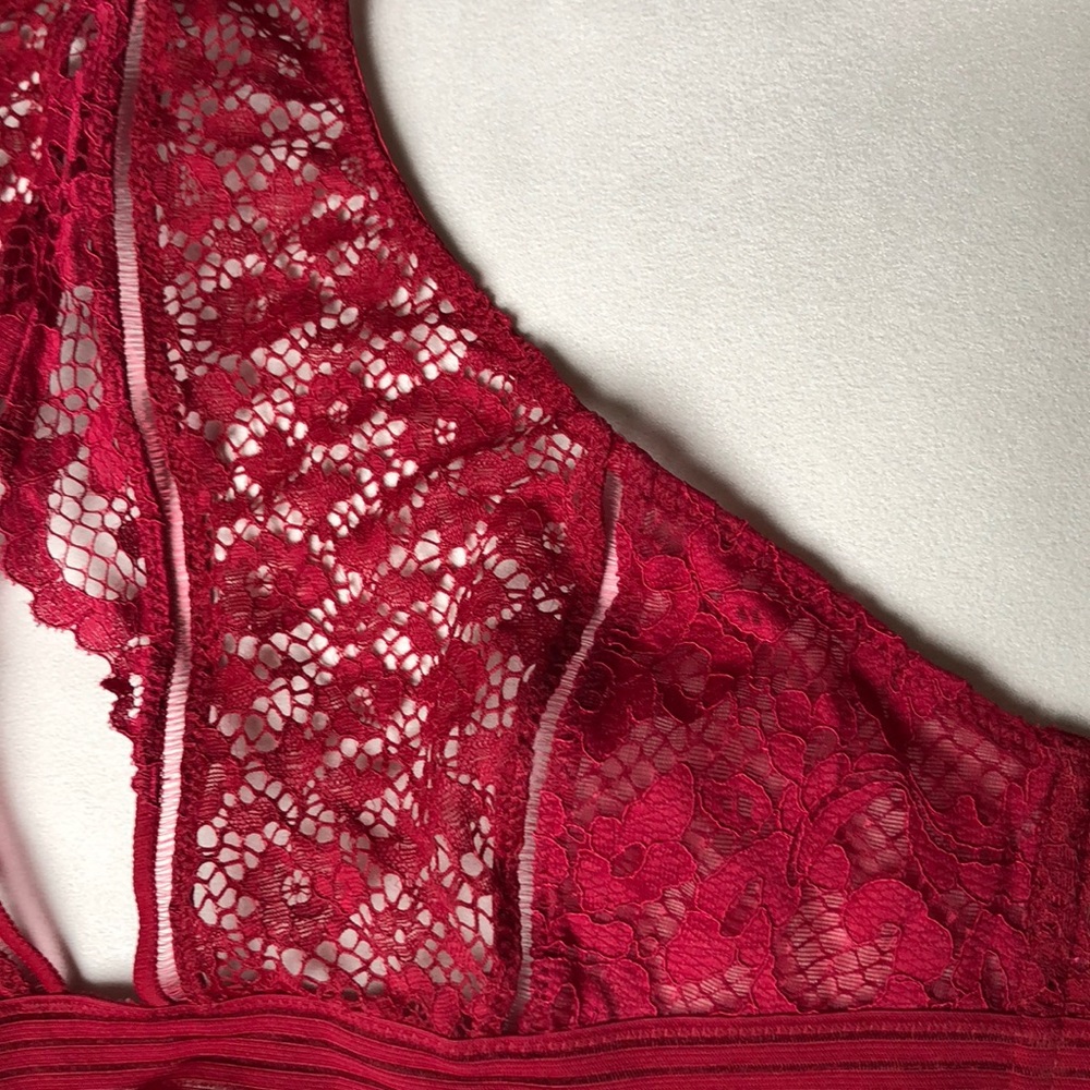 Bralette - Picture 2 of 6